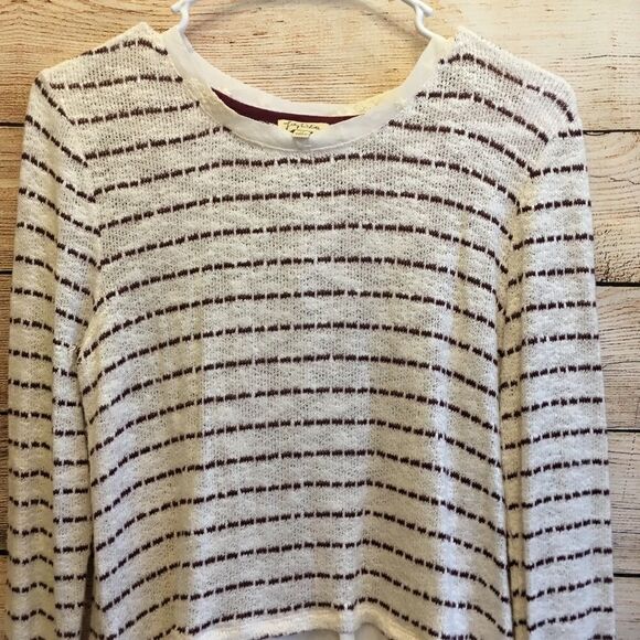 LILY WHITE KNIT TOP WITH DOUBLE RUFFLE HEM - Picture 5 of 7